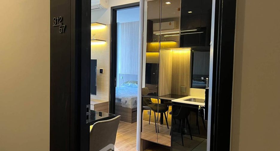 Wohnung zur Miete mit 1 Zimmer in Phaya Thai, Bangkok