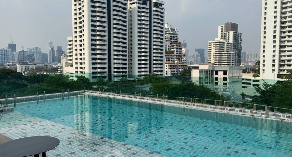 For rent 1 bed condo in Watthana, Bangkok