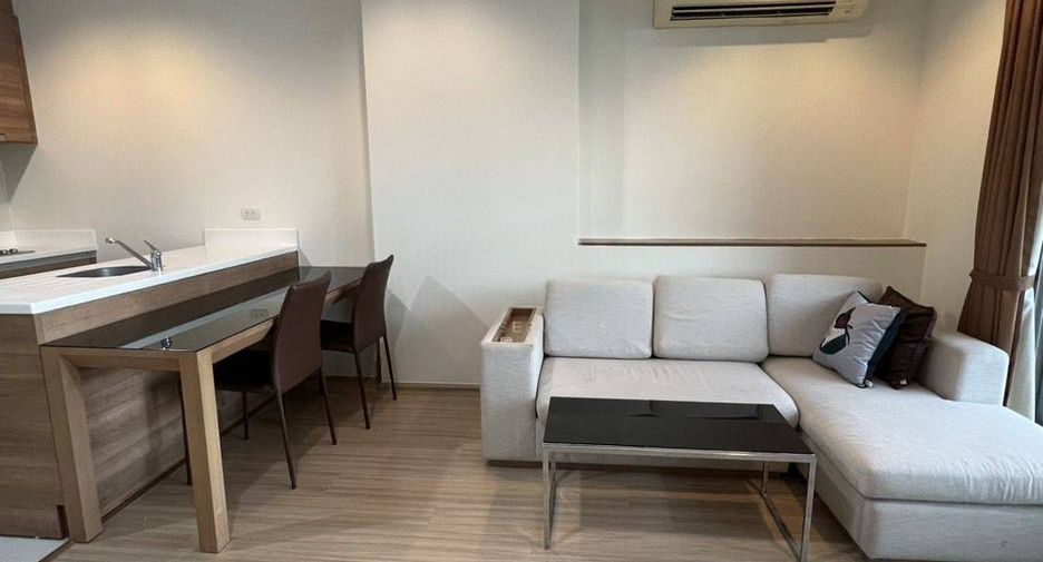 For rent 1 bed condo in Huai Khwang, Bangkok