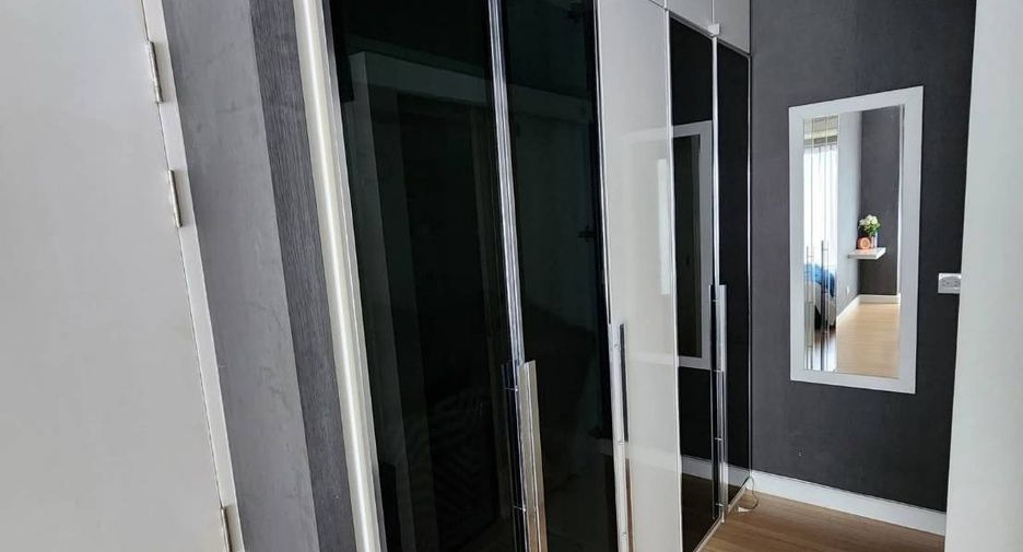For rent 1 bed condo in Sathon, Bangkok
