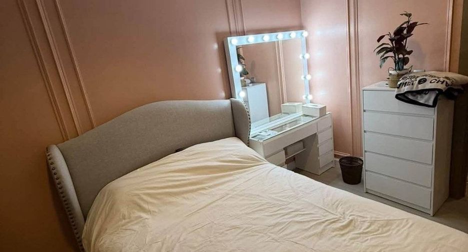 For rent 1 bed condo in Huai Khwang, Bangkok