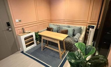 Wohnung zur Miete mit 1 Zimmer in Huai Khwang, Bangkok