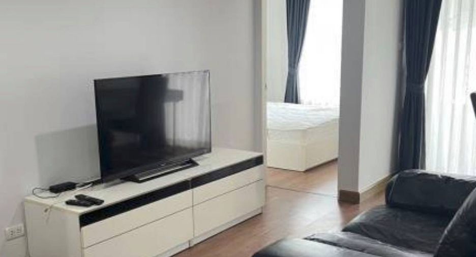 Wohnung zur Miete mit 1 Zimmer in Huai Khwang, Bangkok