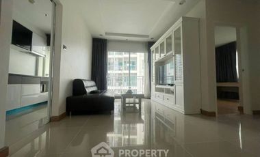 For rent 2 bedrooms condo in Huai Khwang, Bangkok