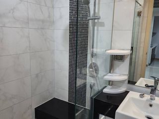 Wohnung zur Miete mit 2 Zimmer in Yan Nawa, Bangkok