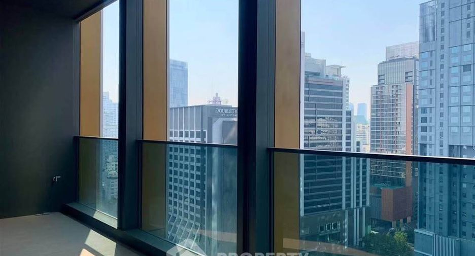 For rent 2 bedrooms condo in Khlong Toei, Bangkok