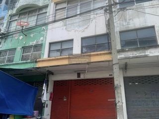 À vendre 1 chambre local commercial à Krathum Baen, Samut Sakhon