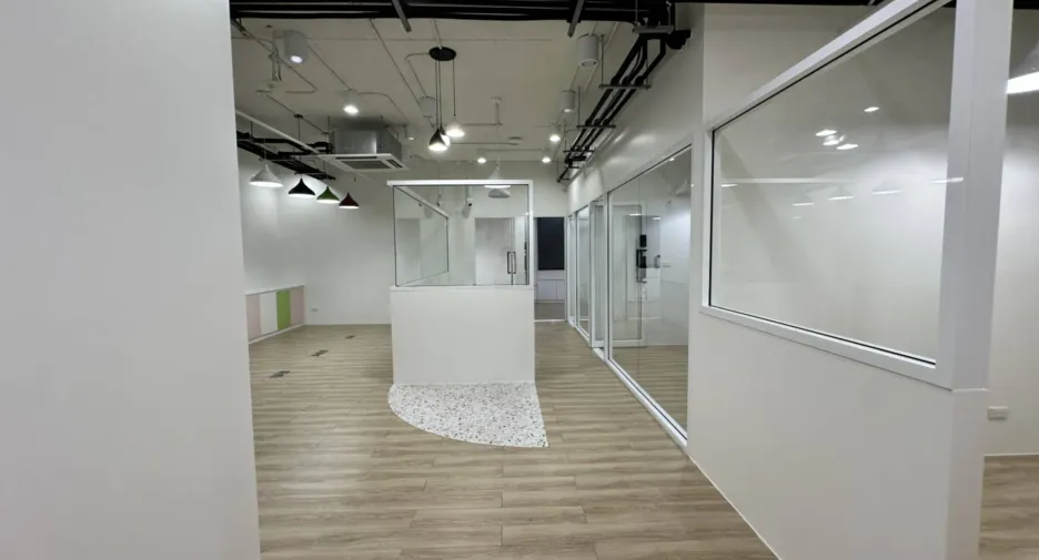 Büro zum Kauf und zur Miete in Bang Na, Bangkok