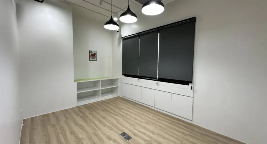 Büro zum Kauf und zur Miete in Bang Na, Bangkok