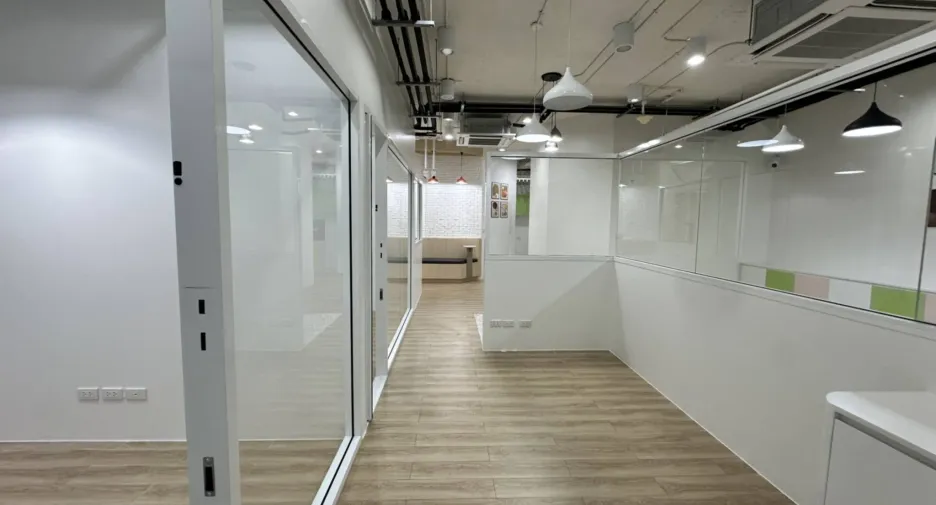 Büro zum Kauf und zur Miete in Bang Na, Bangkok
