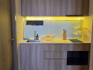 Condo en alquiler de 1 habitaciones en Phra Khanong, Bangkok