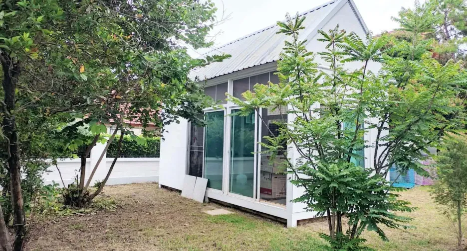À louer 4 chambres maison à Saraphi, Chiang Mai