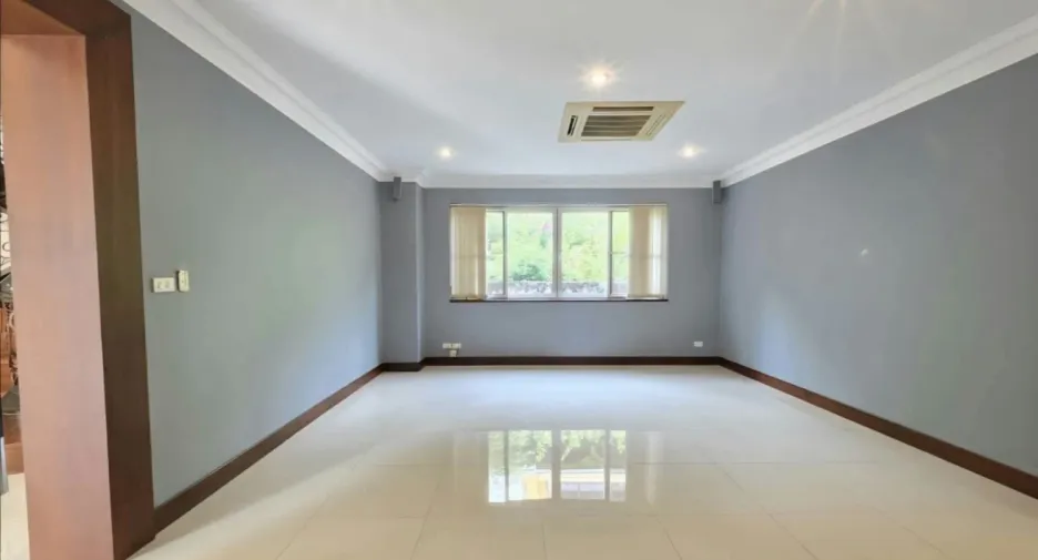 ขาย 5 ห้องนอน วิลล่า ใน บางละมุง, ชลบุรี