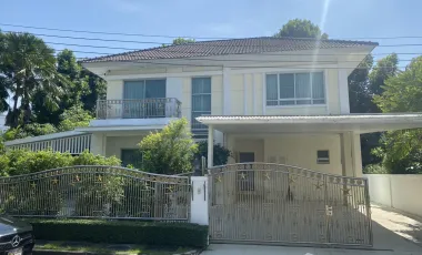 Casa en venta de 4 habitaciones en Khan Na Yao, Bangkok
