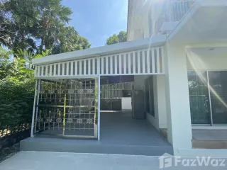 Casa en venta de 4 habitaciones en Khan Na Yao, Bangkok