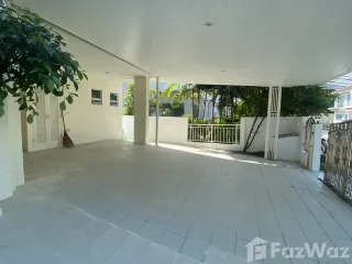 Casa en venta de 4 habitaciones en Khan Na Yao, Bangkok