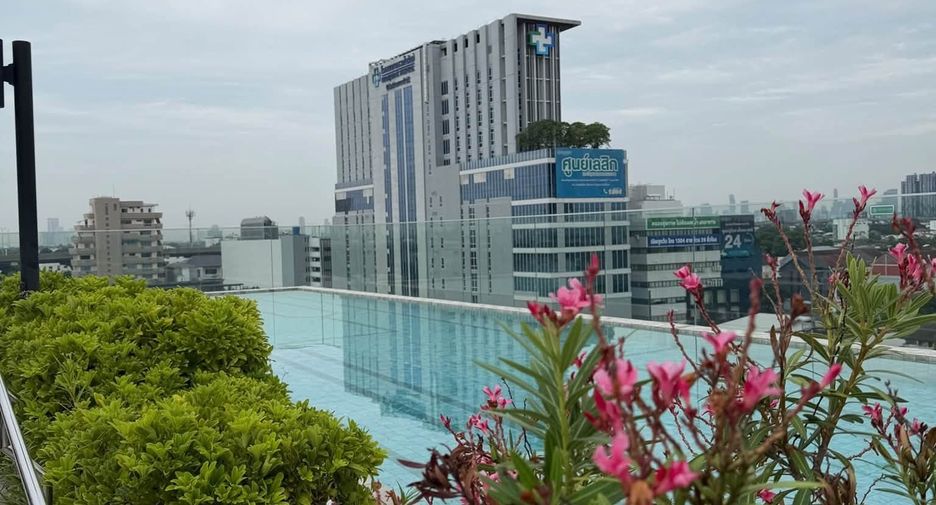 Wohnung zur Miete mit 1 Zimmer in Phra Khanong, Bangkok