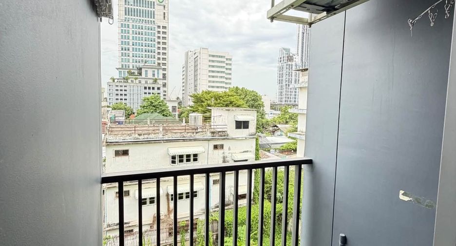 Wohnung zur Miete mit 1 Zimmer in Phra Khanong, Bangkok