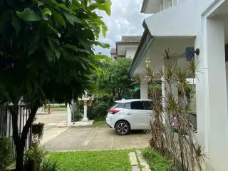 For rent 4 bedrooms house in Mueang Chiang Mai, Chiang Mai