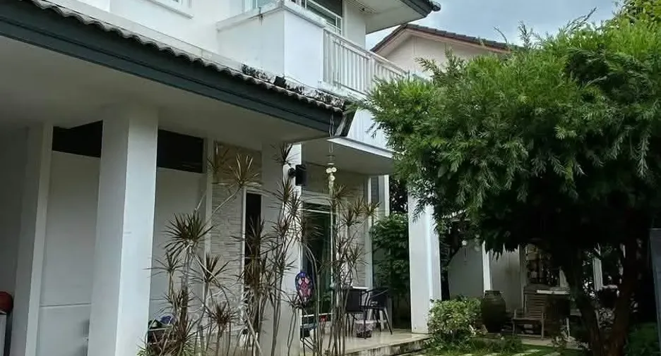 For rent 4 bedrooms house in Mueang Chiang Mai, Chiang Mai