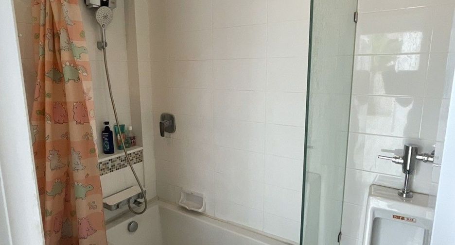 For sale 3 ベッドルーム house in Bang Kapi, Bangkok