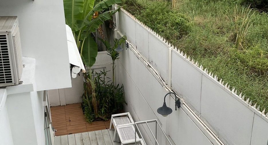 For sale 3 ベッドルーム house in Bang Kapi, Bangkok