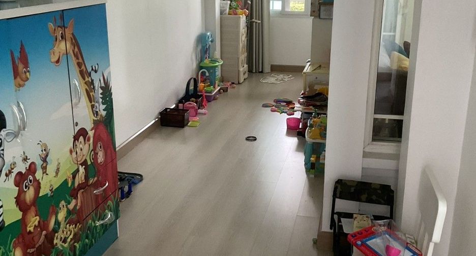 For sale 3 ベッドルーム house in Bang Kapi, Bangkok