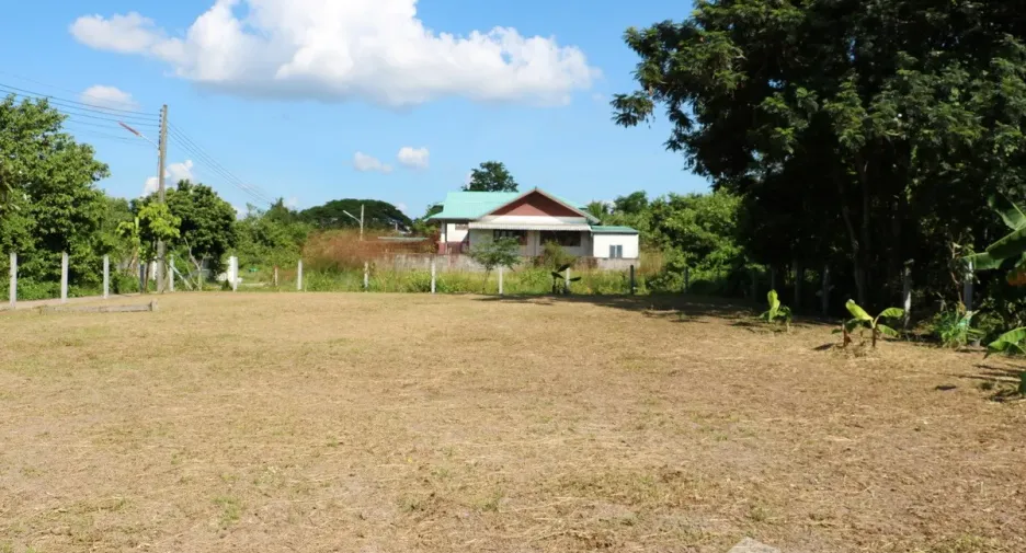 Продажа Участок в Mueang Udon Thani, Удонтани