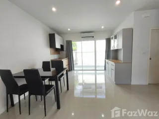 For rent 3 bedrooms townhouse in Lam Luk Ka, Pathum Thani