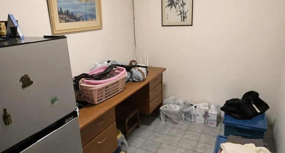 Condo en venta y en alquiler de 3 habitaciones en Watthana, Bangkok