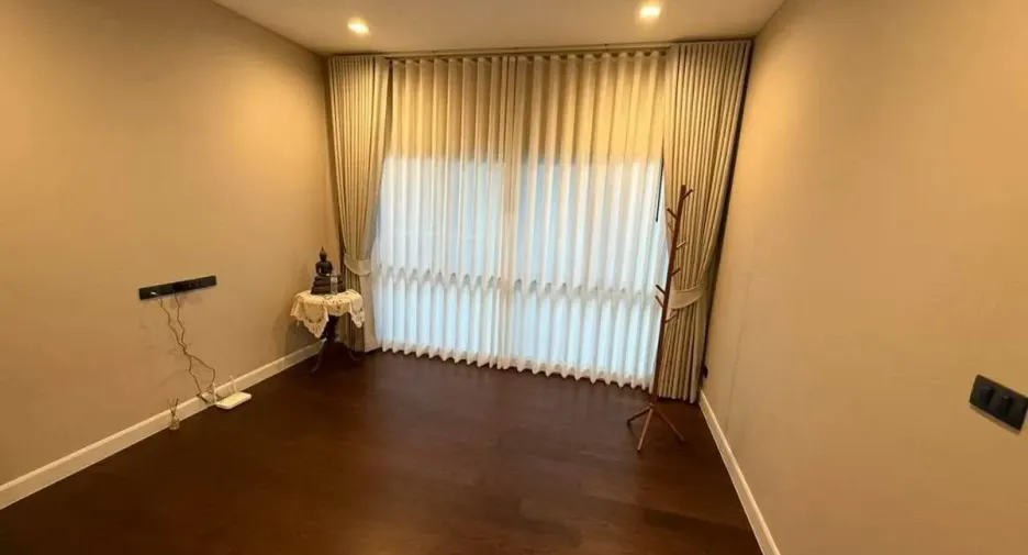 出租 4 卧室 独立屋 在 Phasi Charoen, 曼谷