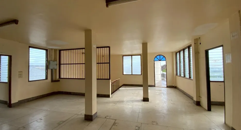 À vendre et à louer 12 chambres maison à Bang Na, Bangkok