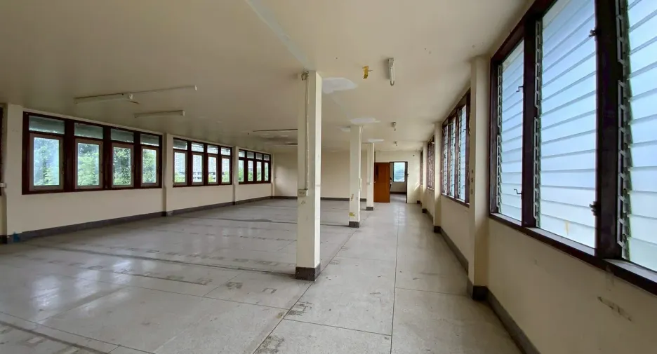 À vendre et à louer 12 chambres maison à Bang Na, Bangkok