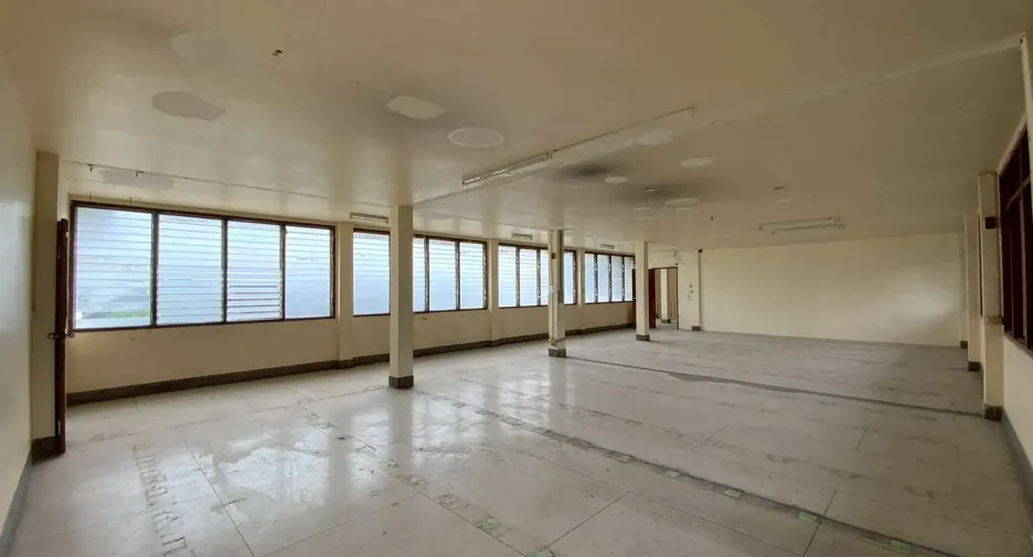 À vendre et à louer 12 chambres maison à Bang Na, Bangkok