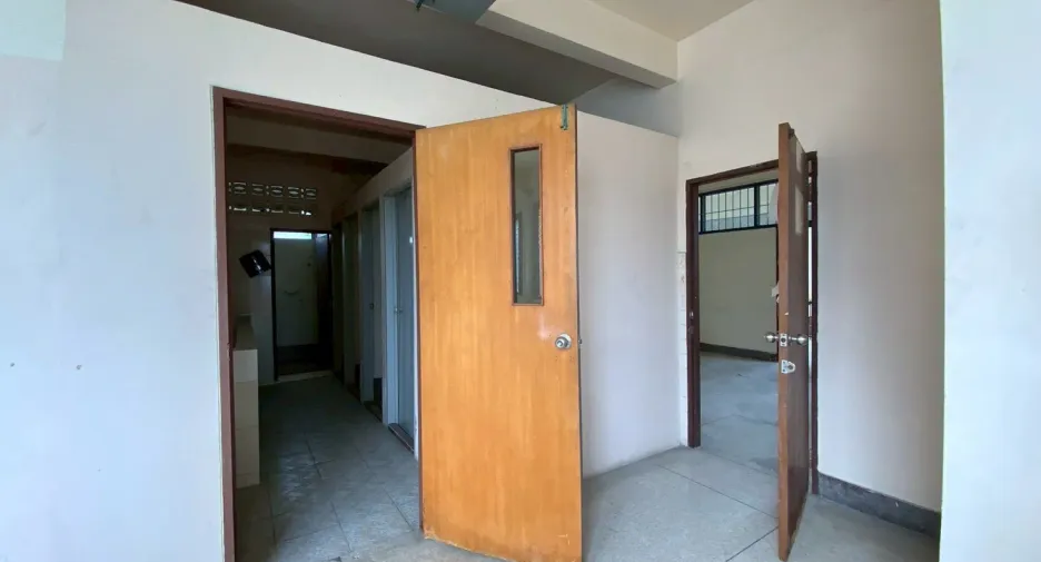 À vendre et à louer 12 chambres maison à Bang Na, Bangkok