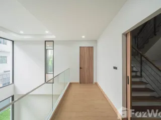 Haus zum Kauf mit 4 Zimmer in Lat Krabang, Bangkok