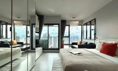 Condo en alquiler de 1 habitaciones en Huai Khwang, Bangkok