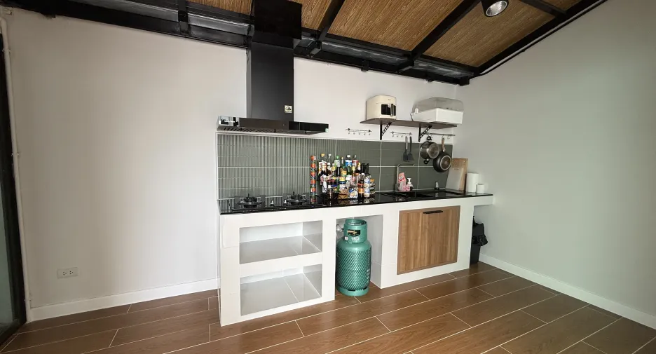 Casa adosada en venta de 3 habitaciones en Mueang Chiang Mai, Chiang Mai