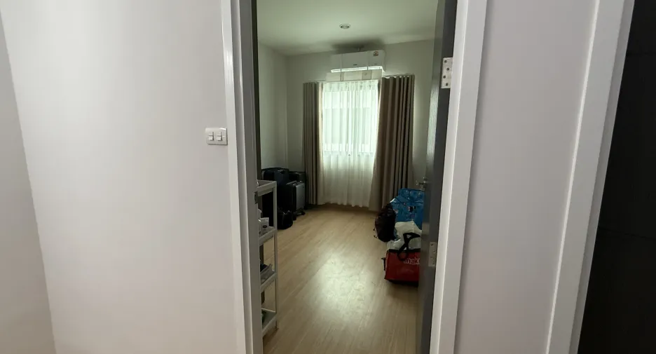 Casa adosada en venta de 3 habitaciones en Mueang Chiang Mai, Chiang Mai