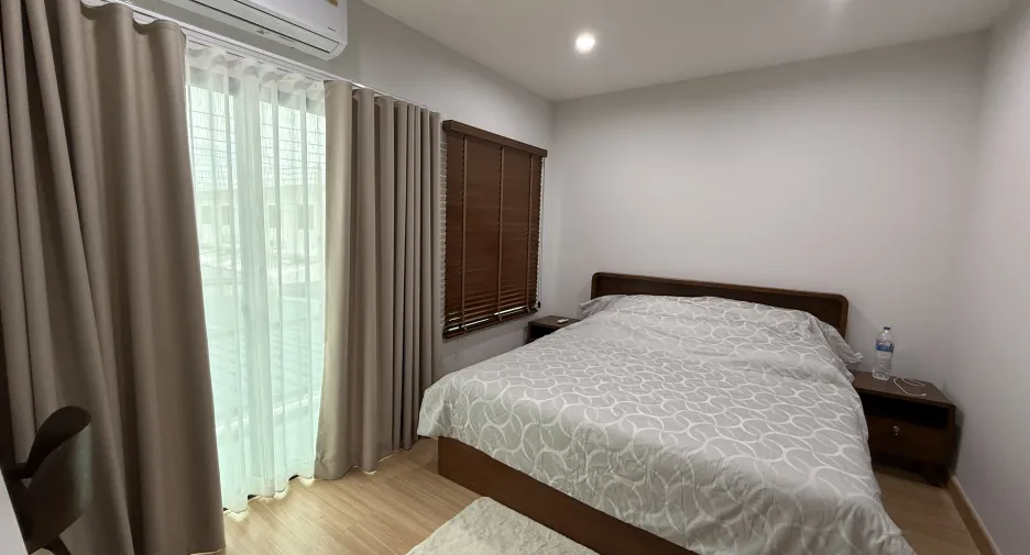 Casa adosada en venta de 3 habitaciones en Mueang Chiang Mai, Chiang Mai