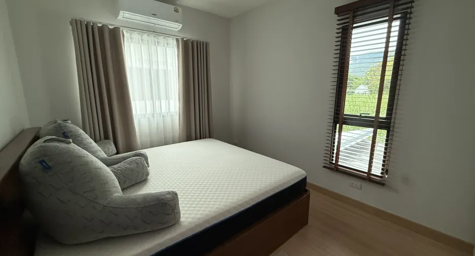 Casa adosada en venta de 3 habitaciones en Mueang Chiang Mai, Chiang Mai