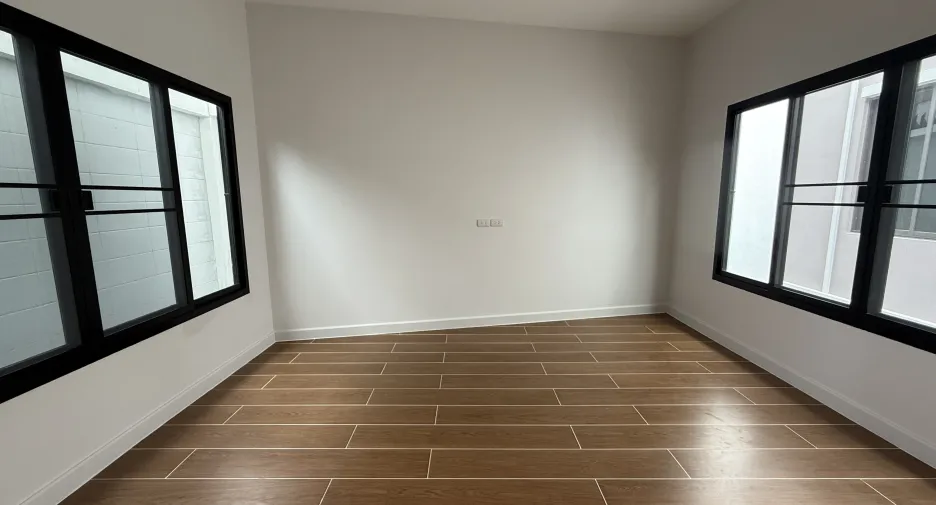 Casa adosada en venta de 3 habitaciones en Mueang Chiang Mai, Chiang Mai