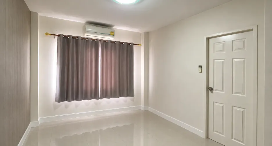 出租 12 卧室 独立屋 在 Doi Saket, Chiang Mai