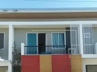 For rent 3 ベッドルーム townhouse in Saraphi, Chiang Mai