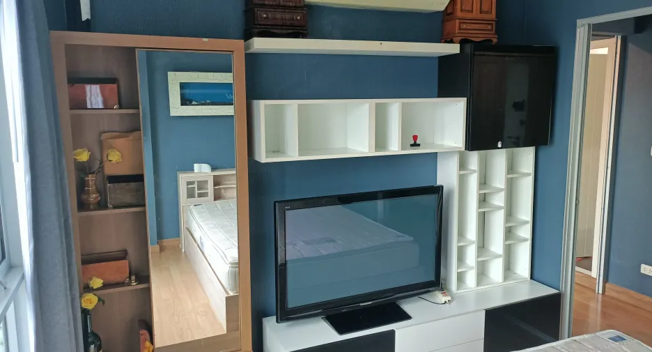 For sale studio condo in Khlong Toei, Bangkok
