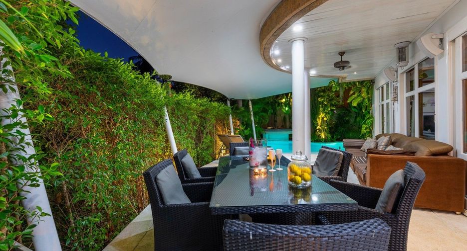 For sale 3 bedrooms villa in Ko Samui, Surat Thani