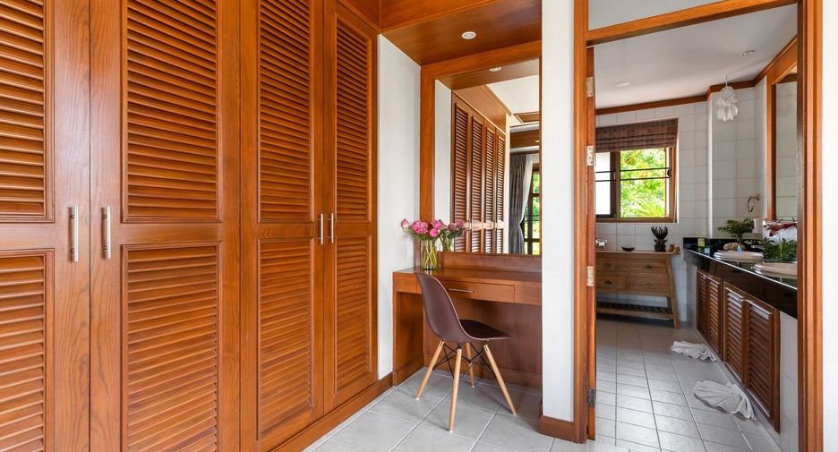 For sale 3 bedrooms villa in Ko Samui, Surat Thani