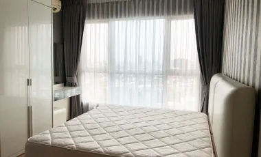 Condo en alquiler de 1 habitaciones en Khlong San, Bangkok