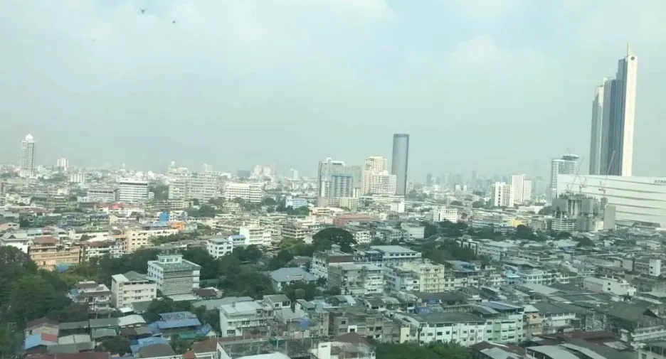 Condo en alquiler de 1 habitaciones en Khlong San, Bangkok