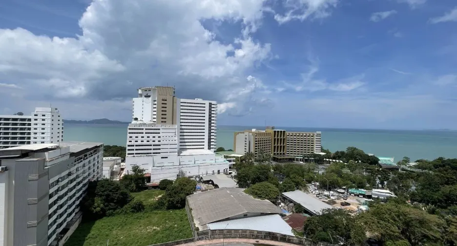 出售 1 卧室 公寓 在 Bang Lamung, Chon Buri